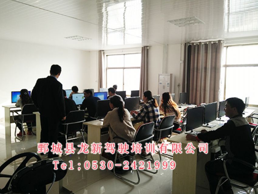 點(diǎn)擊查看詳細(xì)信息<br>標(biāo)題：VIP班 閱讀次數(shù)：1298