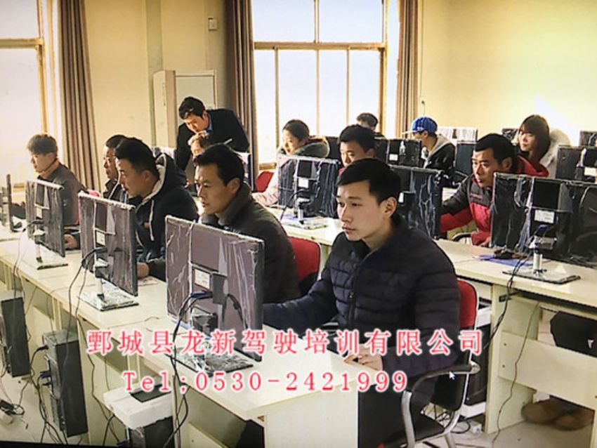 點(diǎn)擊查看詳細(xì)信息<br>標(biāo)題：師資團(tuán)隊(duì) 閱讀次數(shù)：1487
